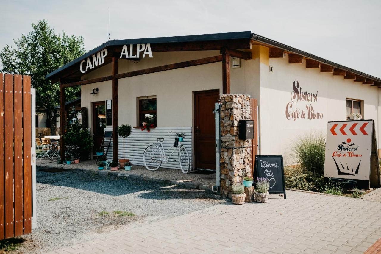 Camp Alpa Hotel Ostrovačice Exterior foto